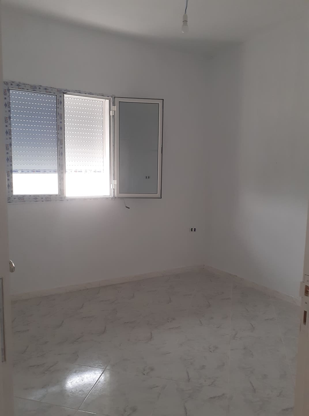 A louer un petit Appartement S+1 jamais habité ,à Ain Zaghouan